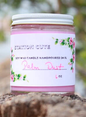 Scented soy wax handpoured candle Palm Dust - image1